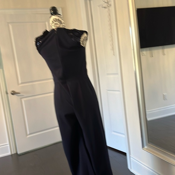 Blue jumpsuit can be worn at office with a blazer or an evening out. - Picture 4 of 5